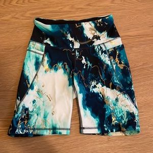 Old Navy Shorts High-Waisted PowerSoft Side Pocket Biker Shorts women M